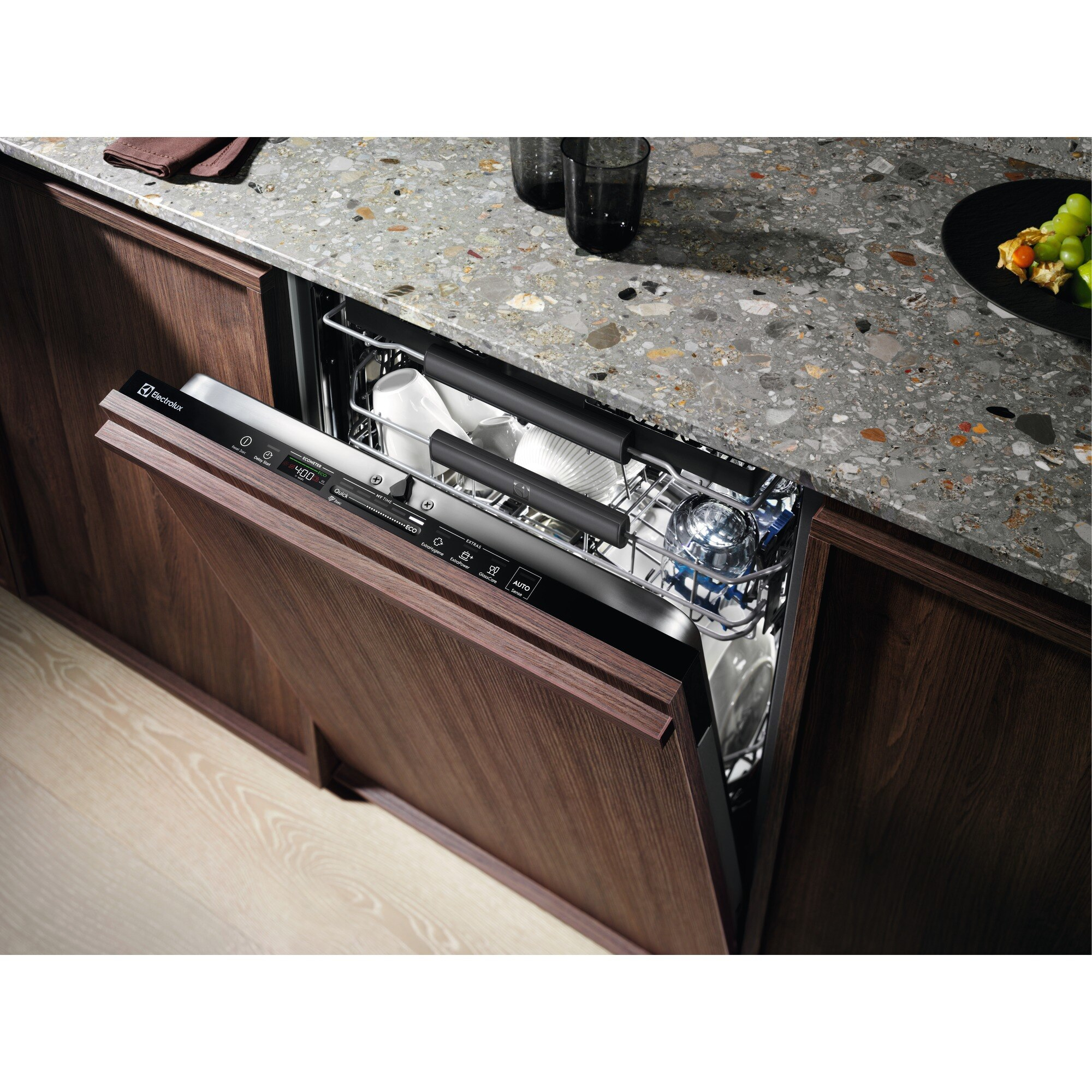 Electrolux KESB9310L Fully built-in 15 place settings – image 4