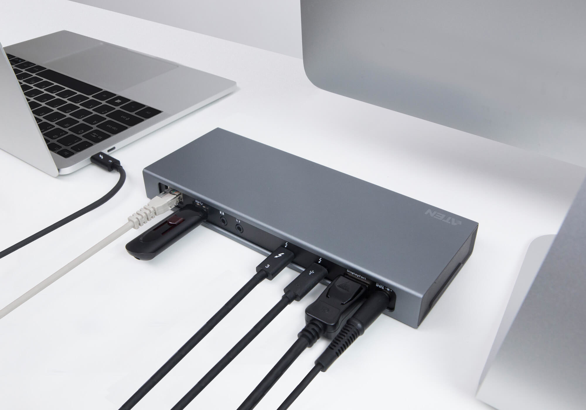 ATEN UH7230-AT-E laptop dock/port replicator Wired Thunderbolt 3 Silver – image 3
