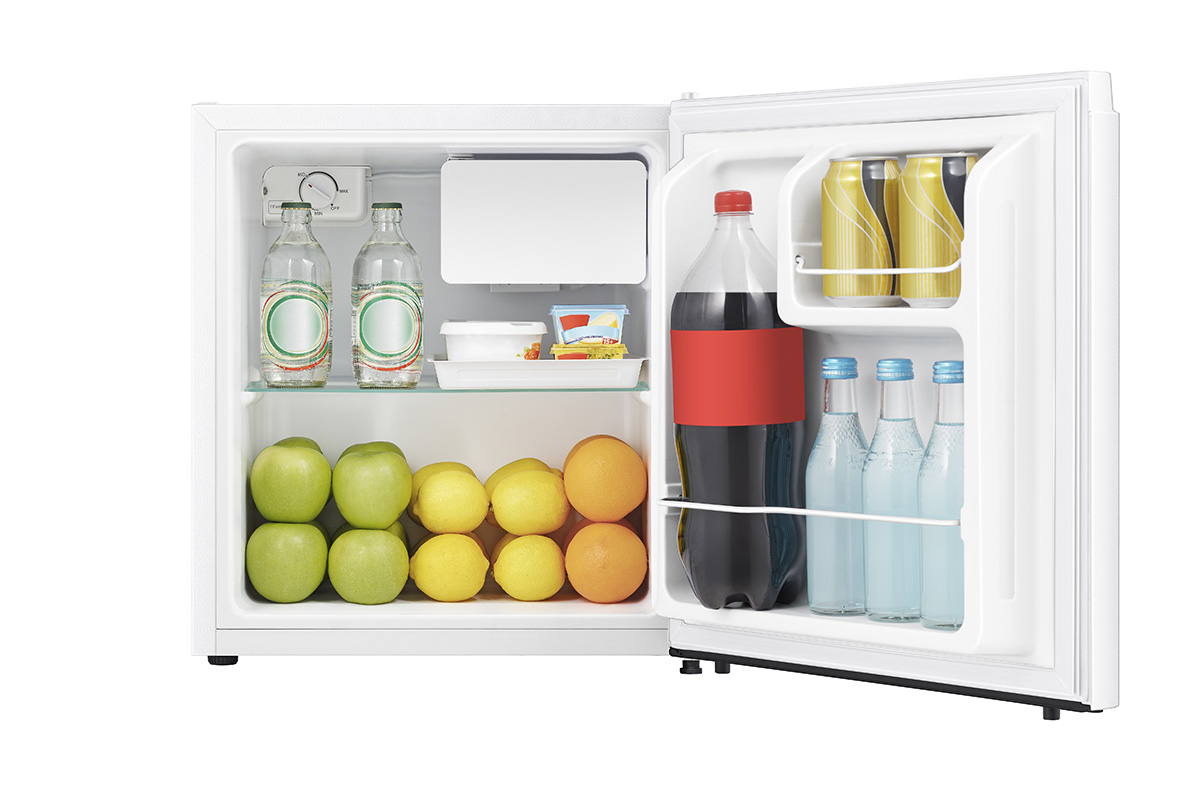 Hisense RR58D4AWF combi-fridge Freestanding – image 8