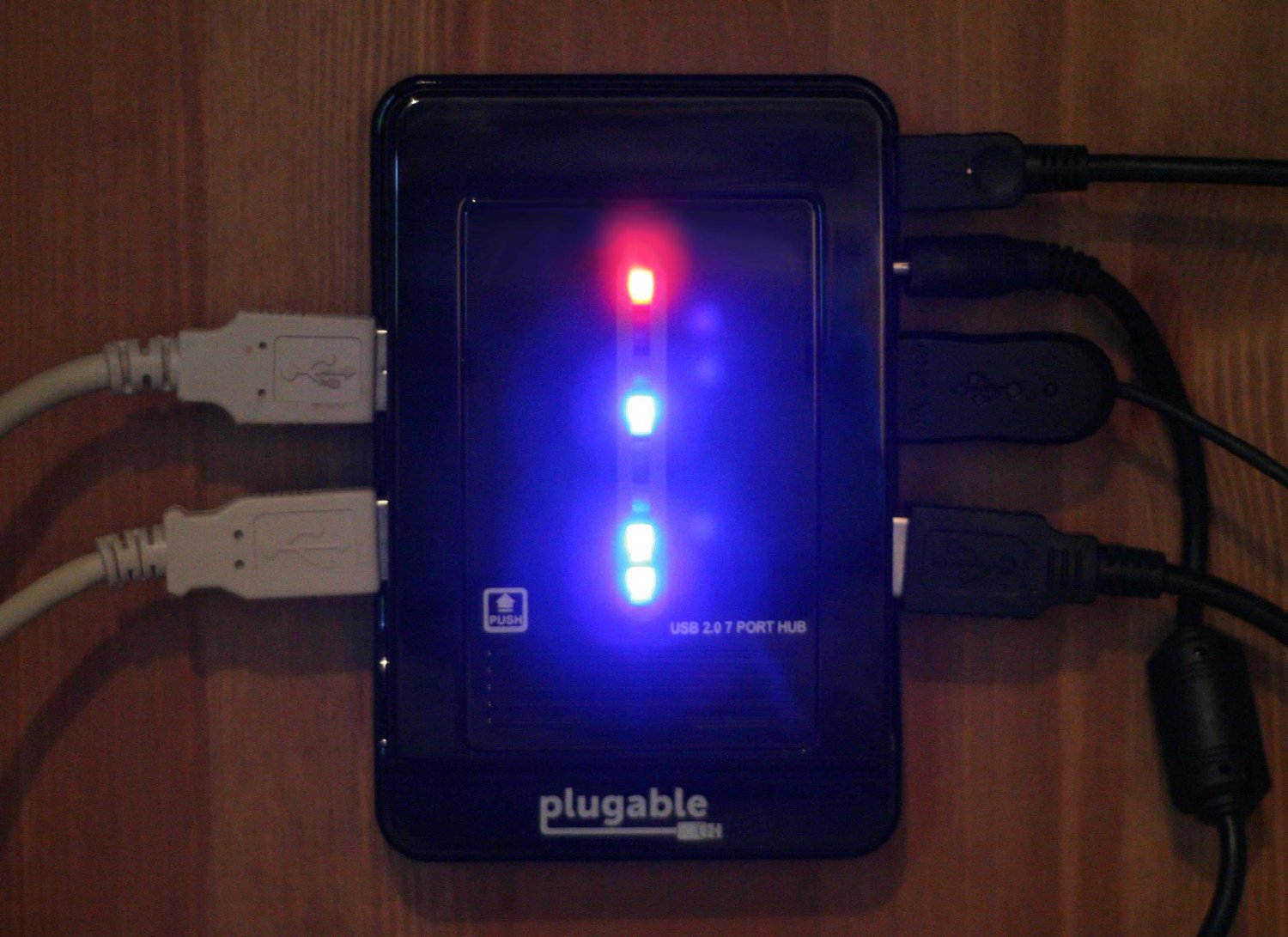 Plugable Technologies USB2-HUB-AG7 interface hub 480 Mbit/s Black – image 4