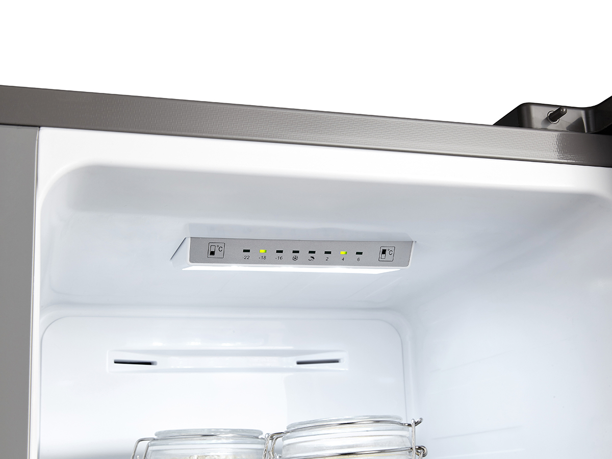 Hisense RS560N4AD1 side-by-side refrigerator Freestanding – image 8