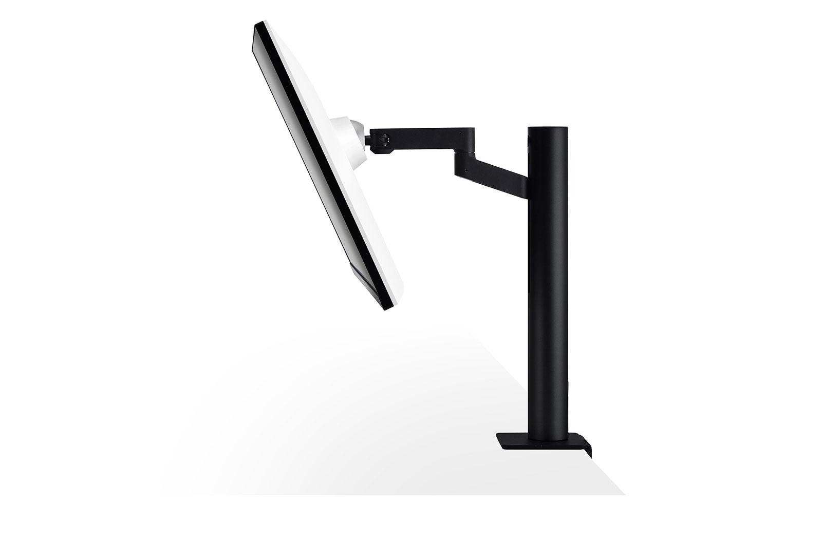 LG 32UN88A-W computer monitor – image 7