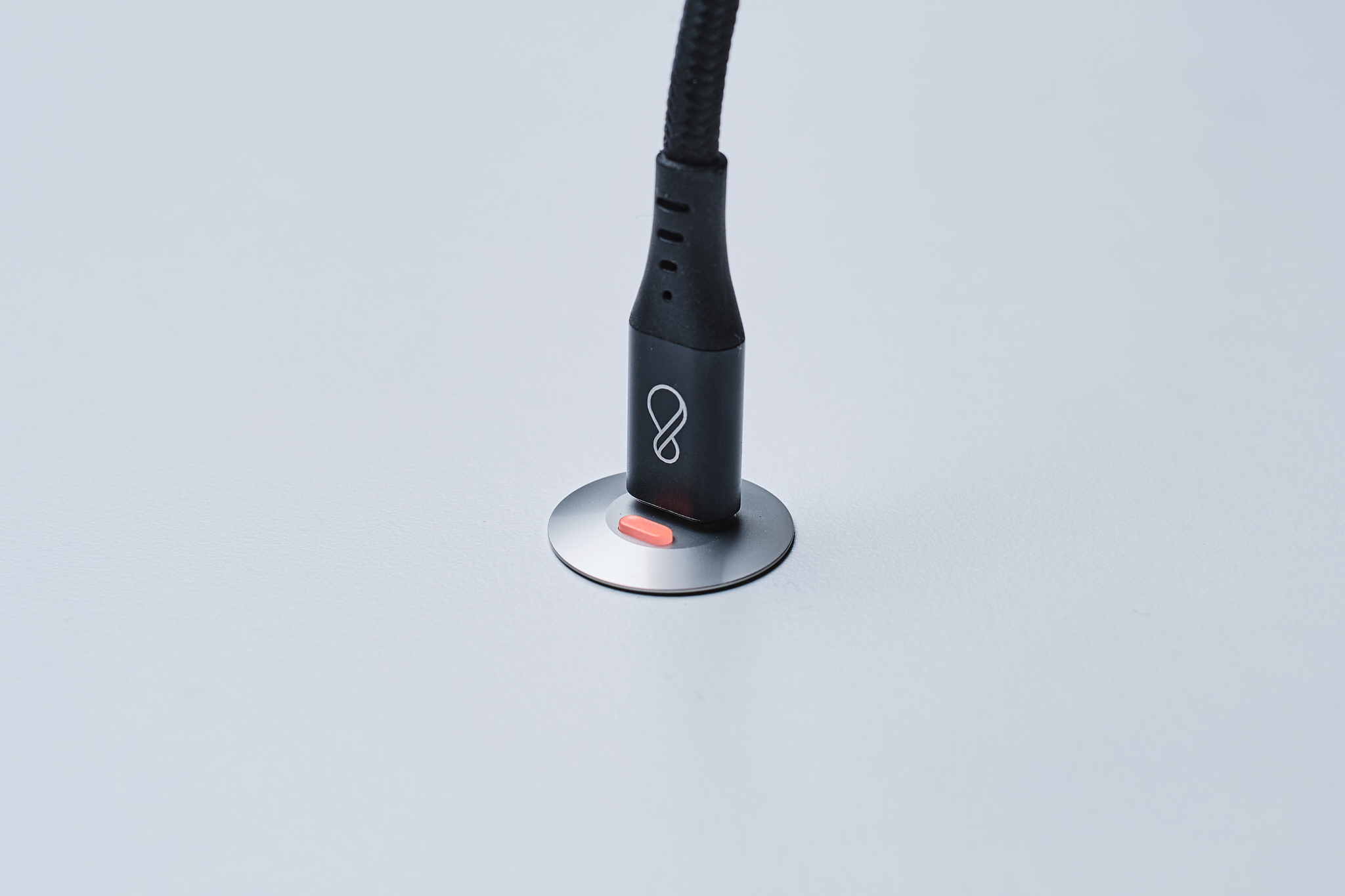 صورة Ochno O-SWO-100-1 USB-C Desktop Embedded Hub
