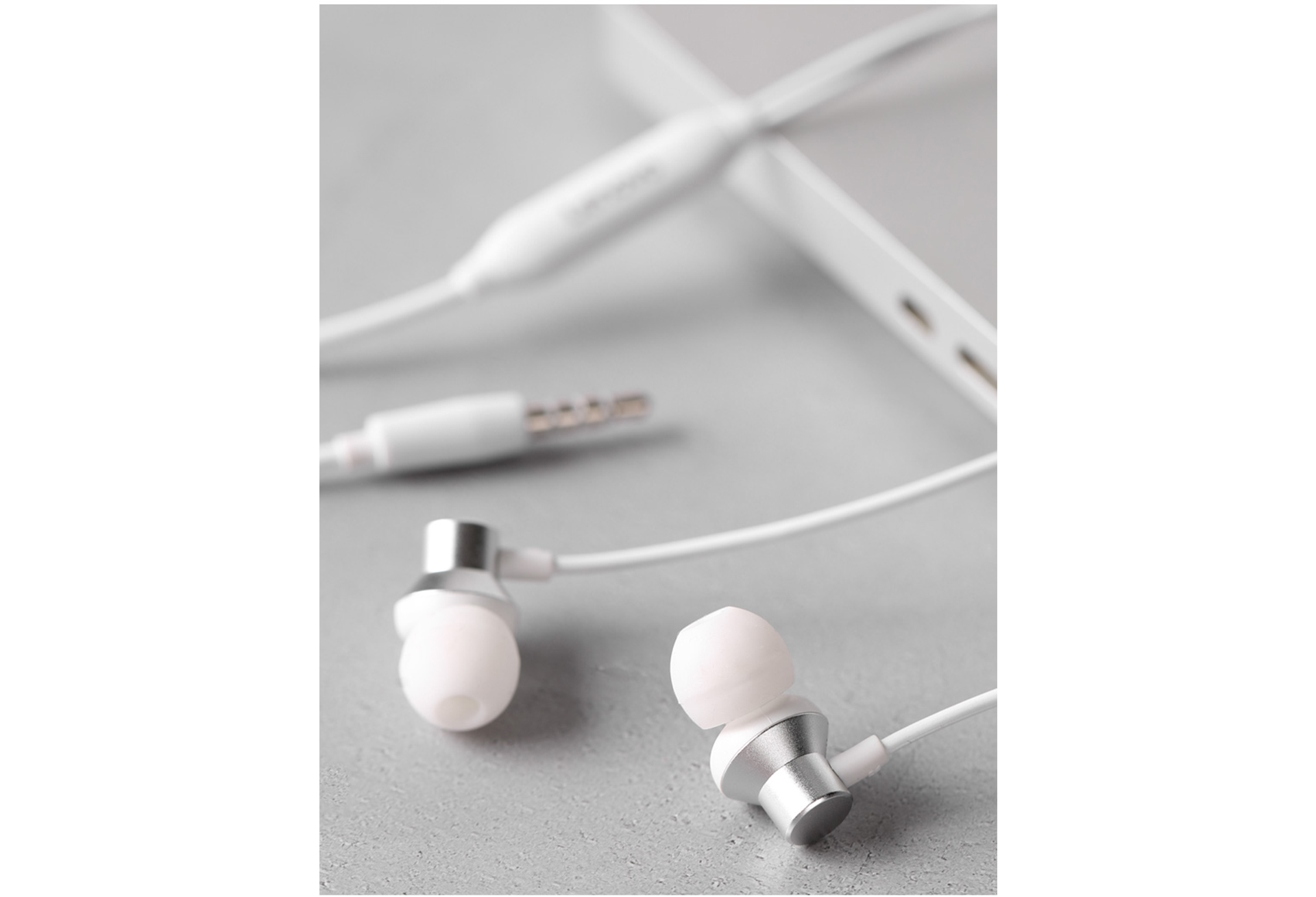 Lenovo HF130 headphones/headset Wired In-ear Music White – image 2