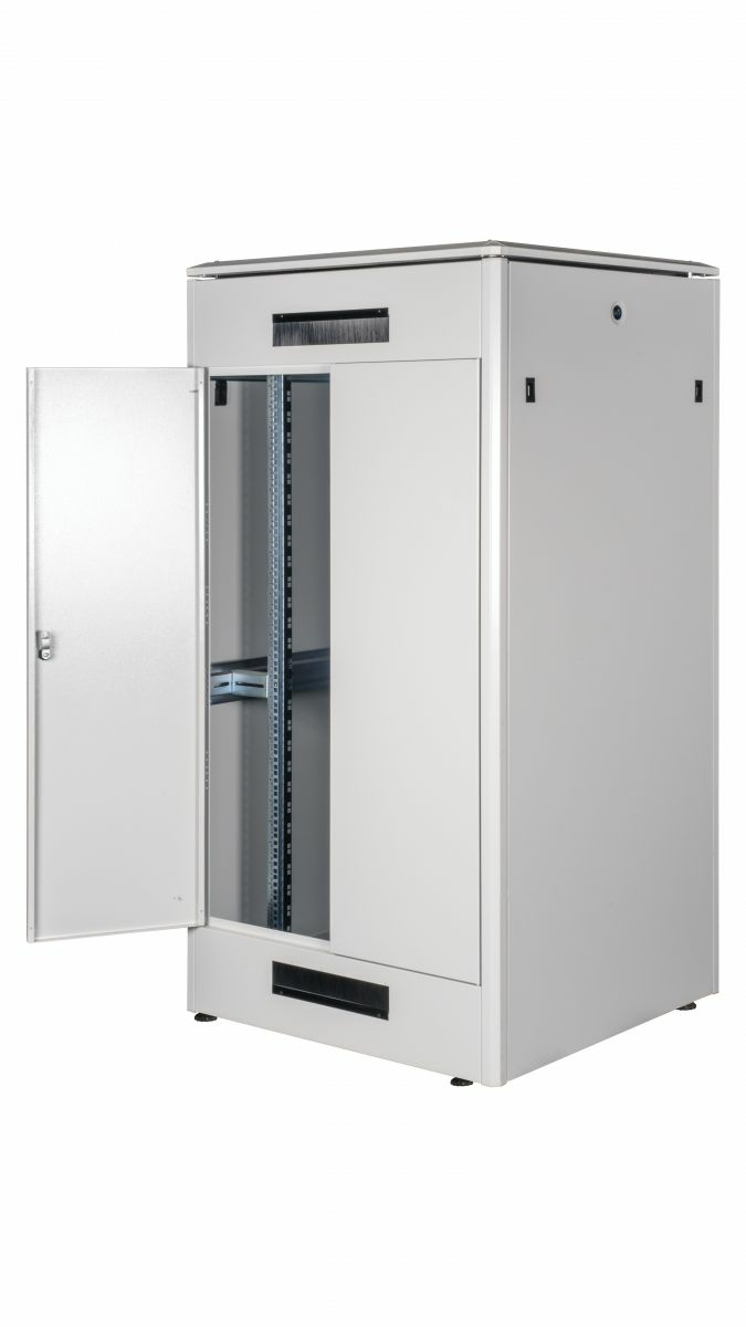 Equip Dynamic Flex 19' Cabinet, 32U – image 3