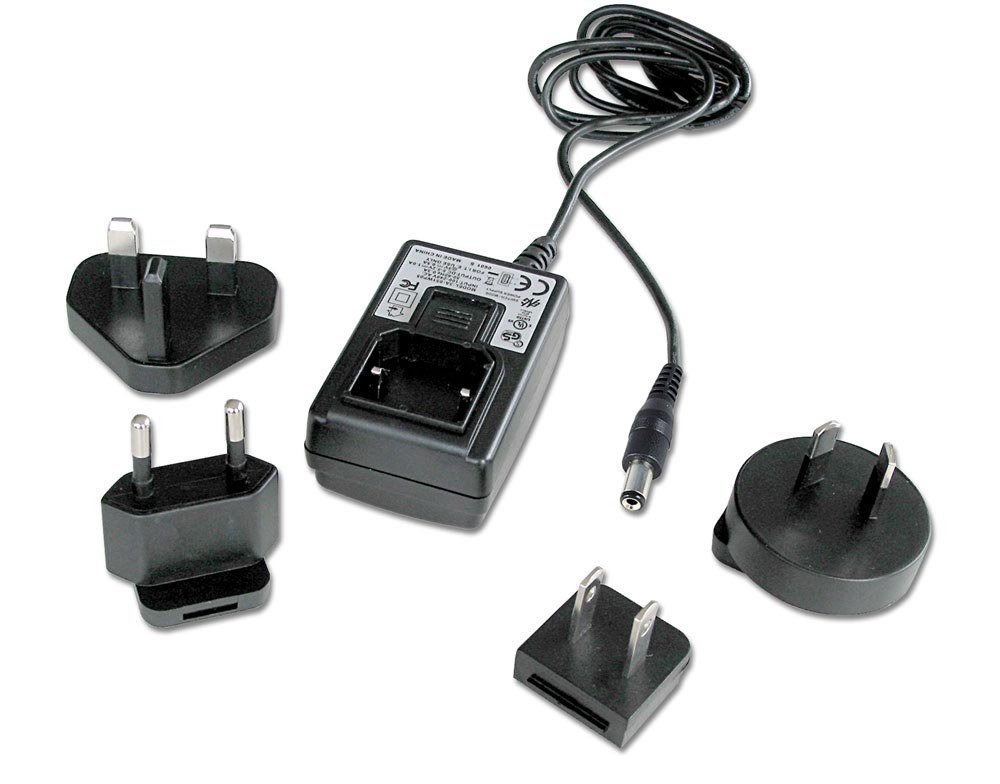 Lindy 73842 power adapter/inverter Indoor Black