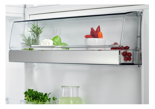 AEG Series 6000 RKE539E1DW fridge Freestanding – image 7