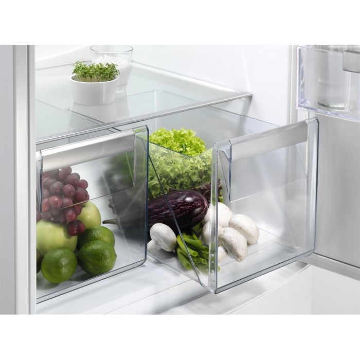 Electrolux EN3441JYW fridge-freezer Freestanding White – image 3