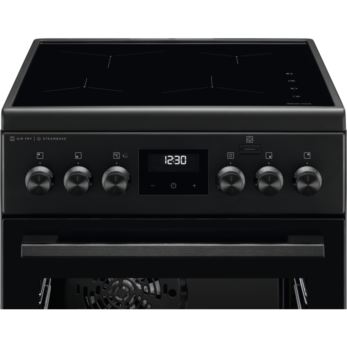 Electrolux LKI564201K Freestanding cooker Electric Zone induction hob Black – image 3