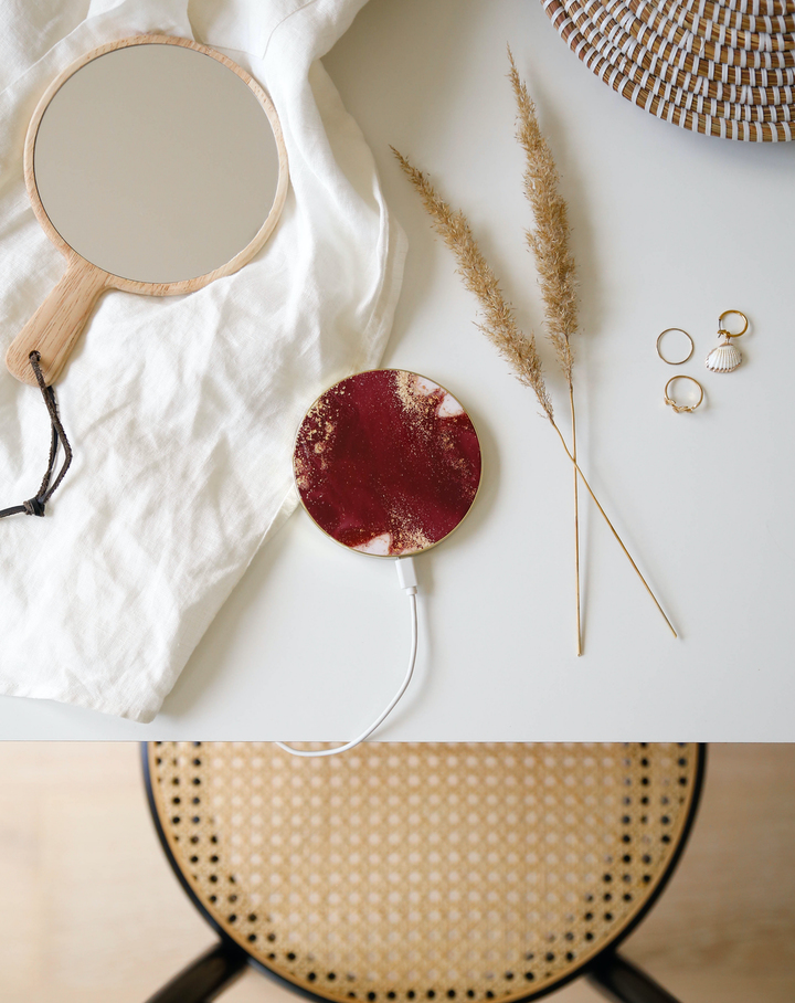 iDeal of Sweden Golden Burgundy Marble – image 3