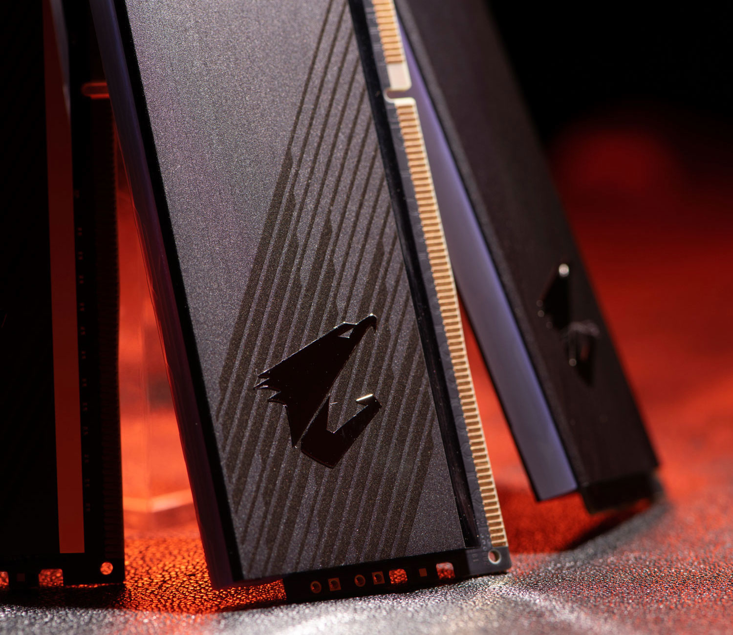 GIGABYTE AORUS DDR4 16 GB (2X8KIT) 3600 RGB (w. Demo Kit) – image 6