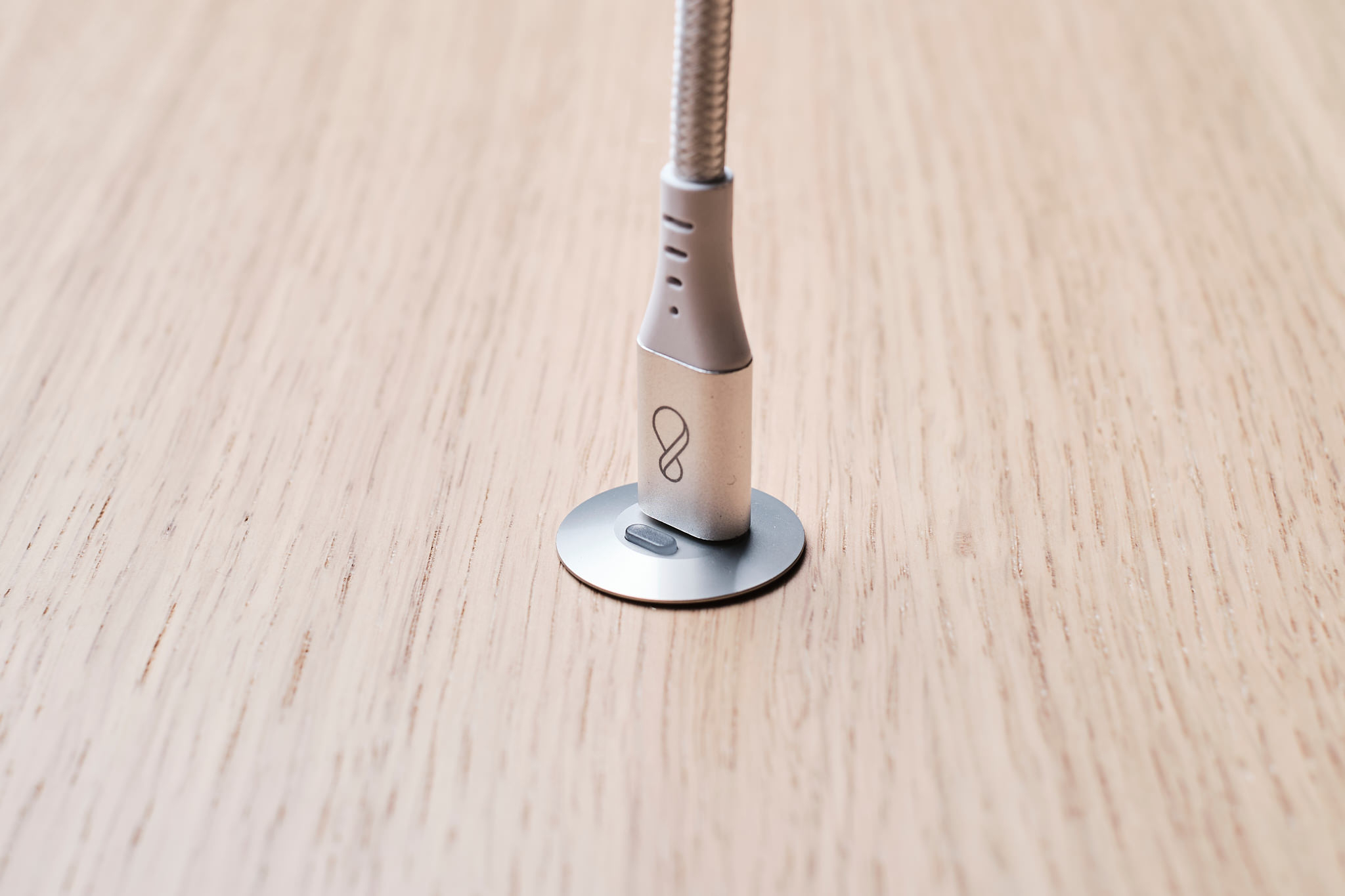 صورة Ochno O-SWO-100-1 USB-C Desktop Embedded Hub