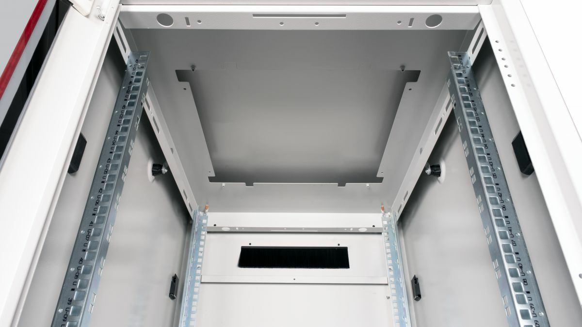 Equip Dynamic Flex 19' Cabinet, 47U – image 6