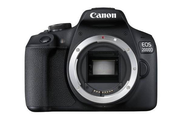 Canon 2000D + EF-S 18-135mm f/3.5-5.6 IS STM – image 1