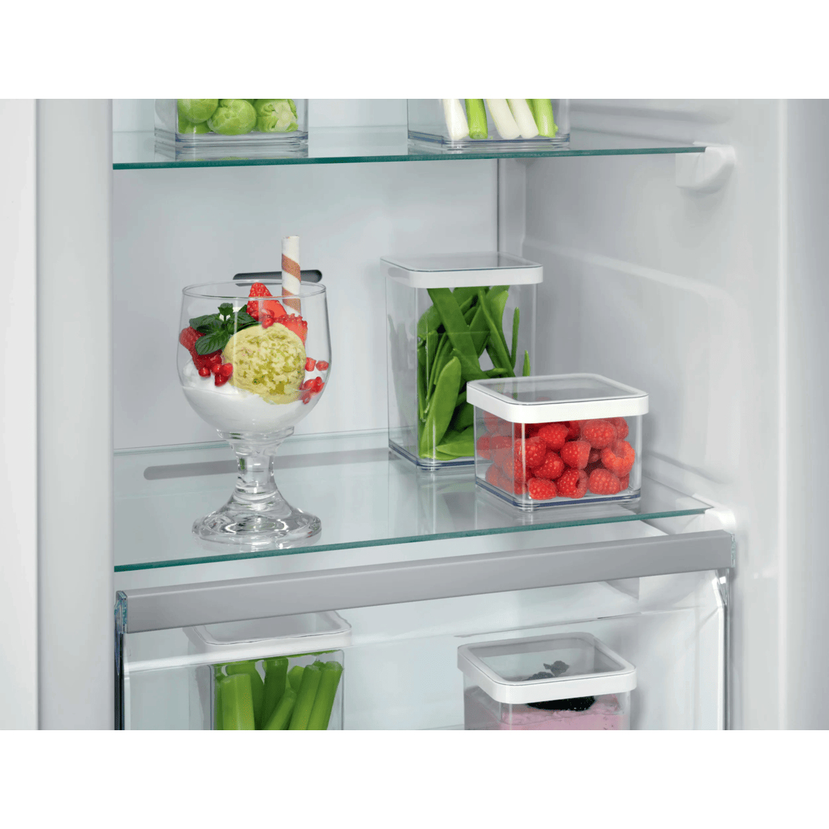AEG Series 7000 NAB7N181ES Upright freezer Built-in
