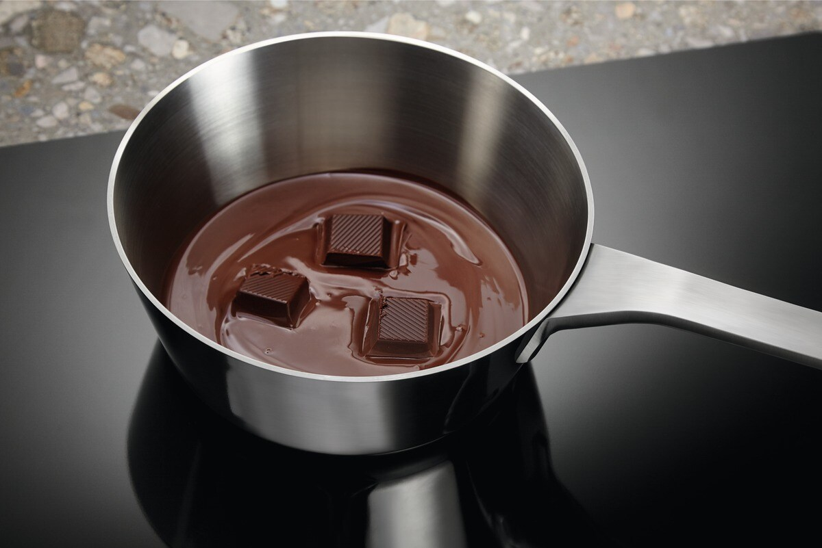 Electrolux EIV85446 Black – image 9