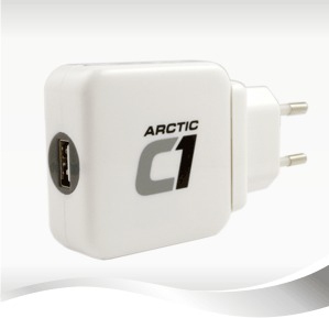 ARCTIC C1 - Portable rechargeable USB battery with solar pannel