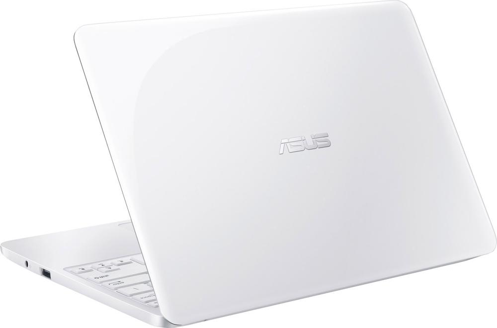 ASUS F302UA-FN150T laptop Intel® Core™ i3 i3-6100U