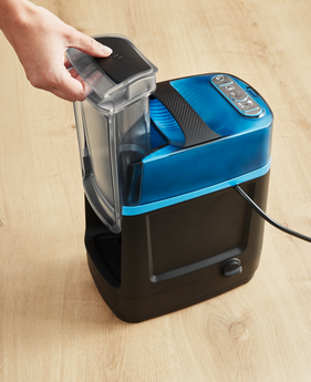 Rowenta UR2020D1 steam ironing station – image 2