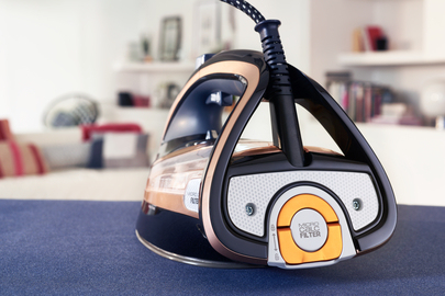 Tefal Ultimate Pure FV9867E0 iron Dry & Steam iron Durilium AirGlide Autoclean soleplate – image 5