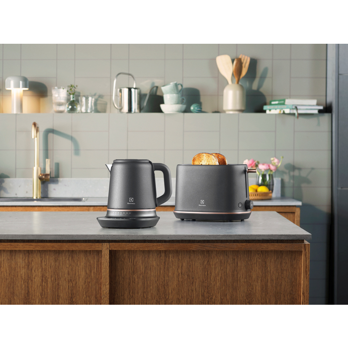 Electrolux E7T1-6BP 2 slice(s) – image 4