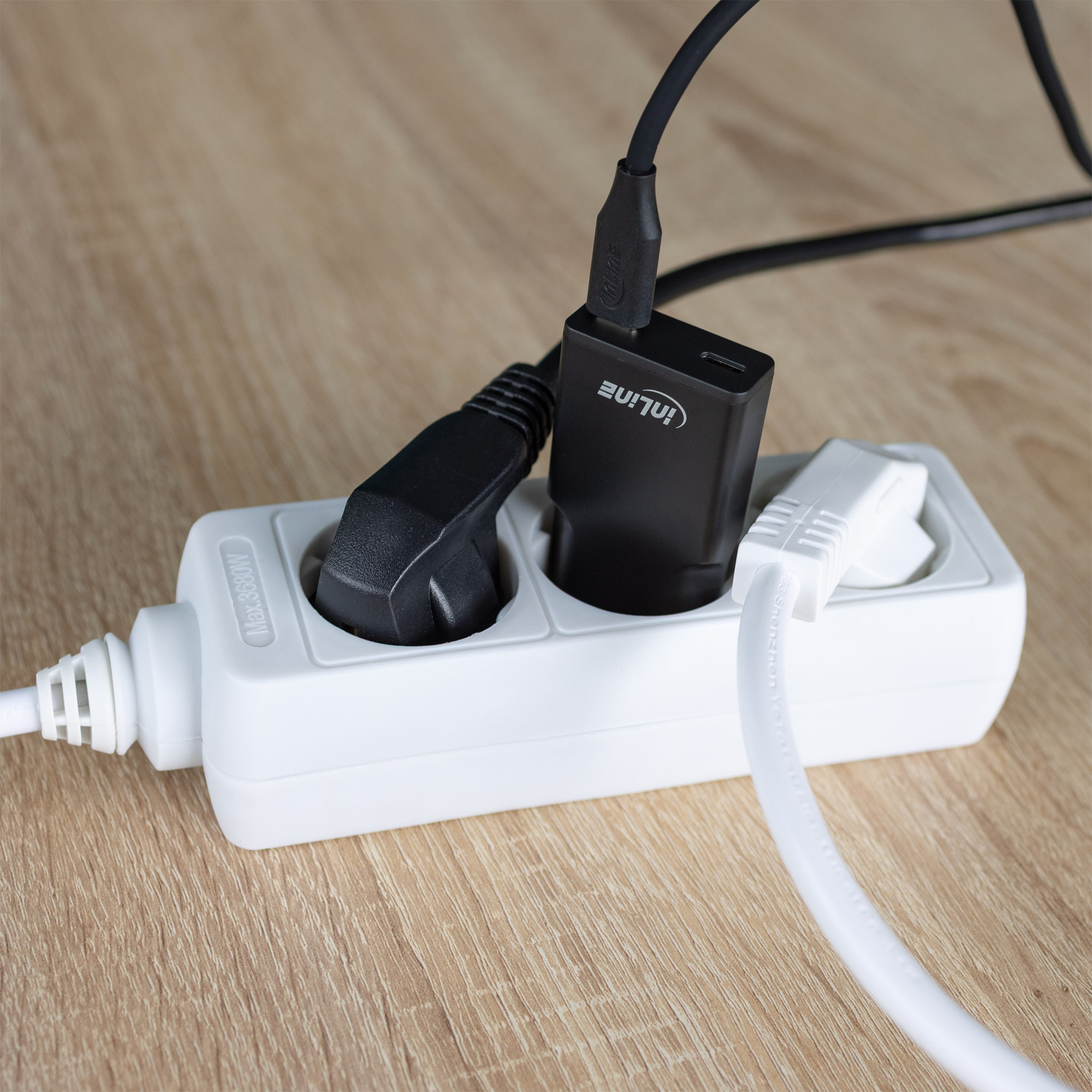 InLine 31590 mobile device charger Universal Black AC Fast charging Indoor – image 8
