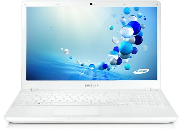 Samsung 4 NP450R5E Intel® Core™ i5 i5-3230M Laptop – image 1