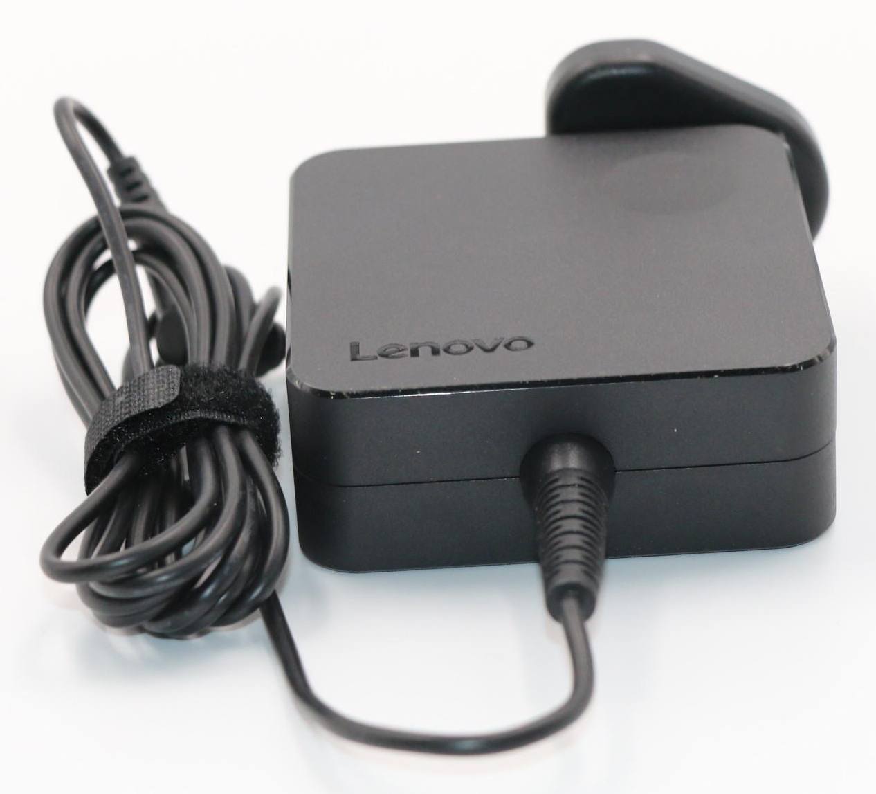 Lenovo 01FR155 power adapter/inverter Indoor – image 4
