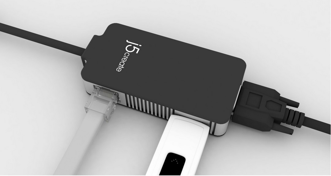 j5create JUA370 USB graphics adapter – image 8