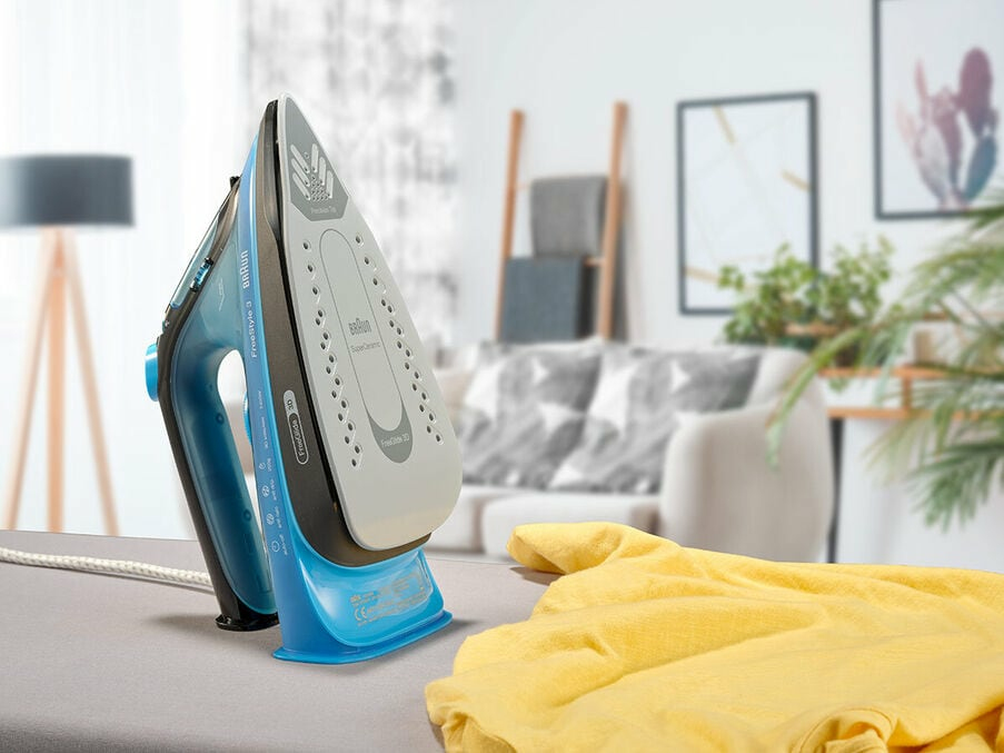 Braun FI3194BK Steam iron Ceramic soleplate – image 4