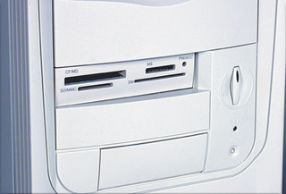 Manhattan 701525 card reader Internal White – image 4