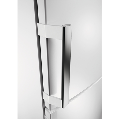 AEG RKE532F2DW fridge Freestanding – image 4