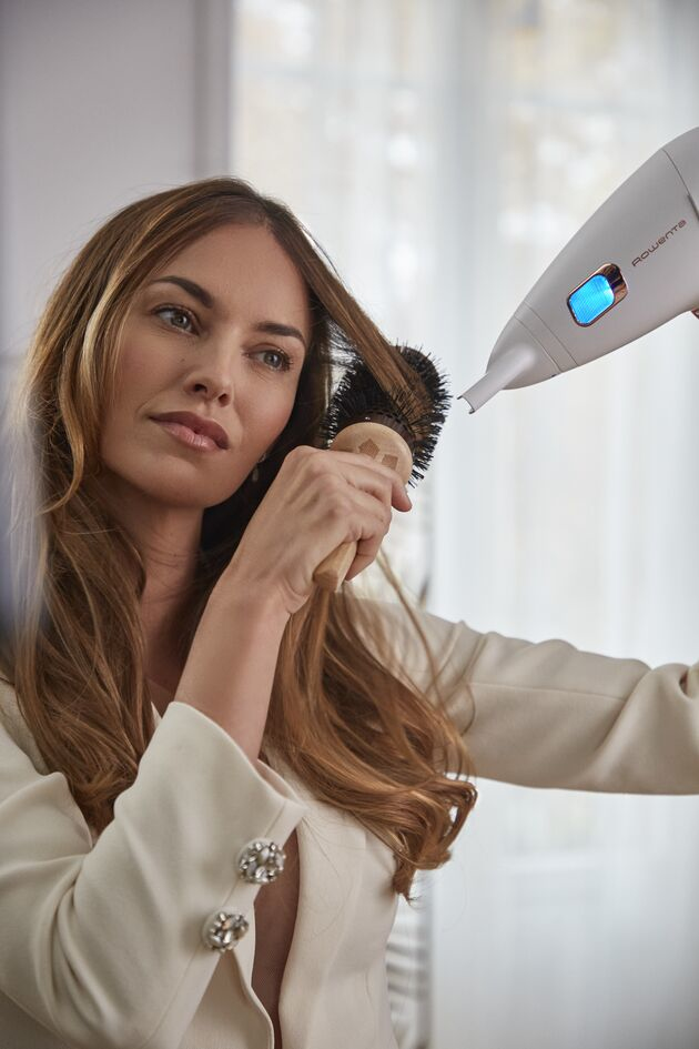Rowenta Ultimate Experience CV9240 hair dryer – image 8