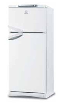 Indesit ST145 fridge-freezer Freestanding