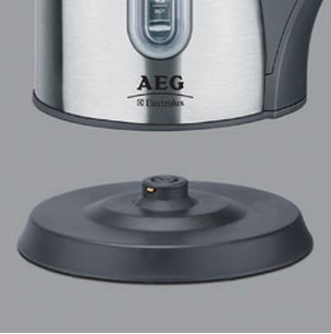 AEG EWA7000 electric kettle – image 4