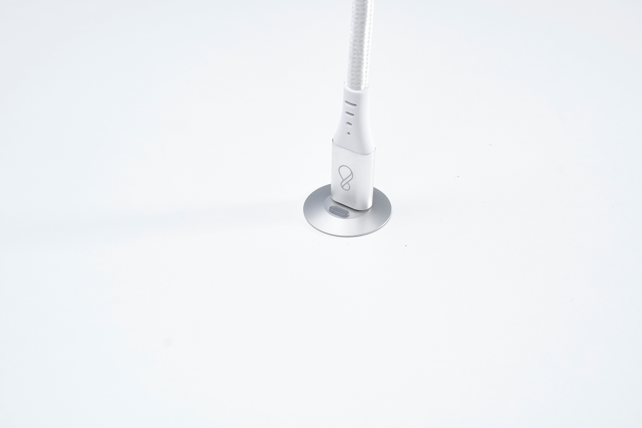 صورة Ochno O-SWO-100-1 USB-C Desktop Embedded Hub