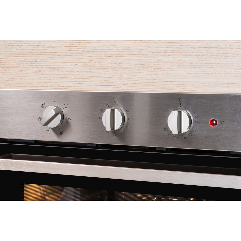 Indesit IFW 6230 IX UK – image 9