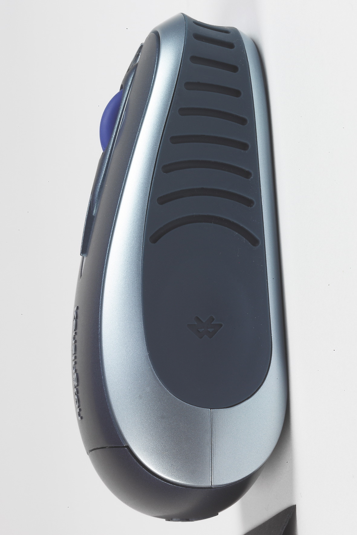 Kensington Si670 Bluetooth Notebook Optical Mouse – image 3