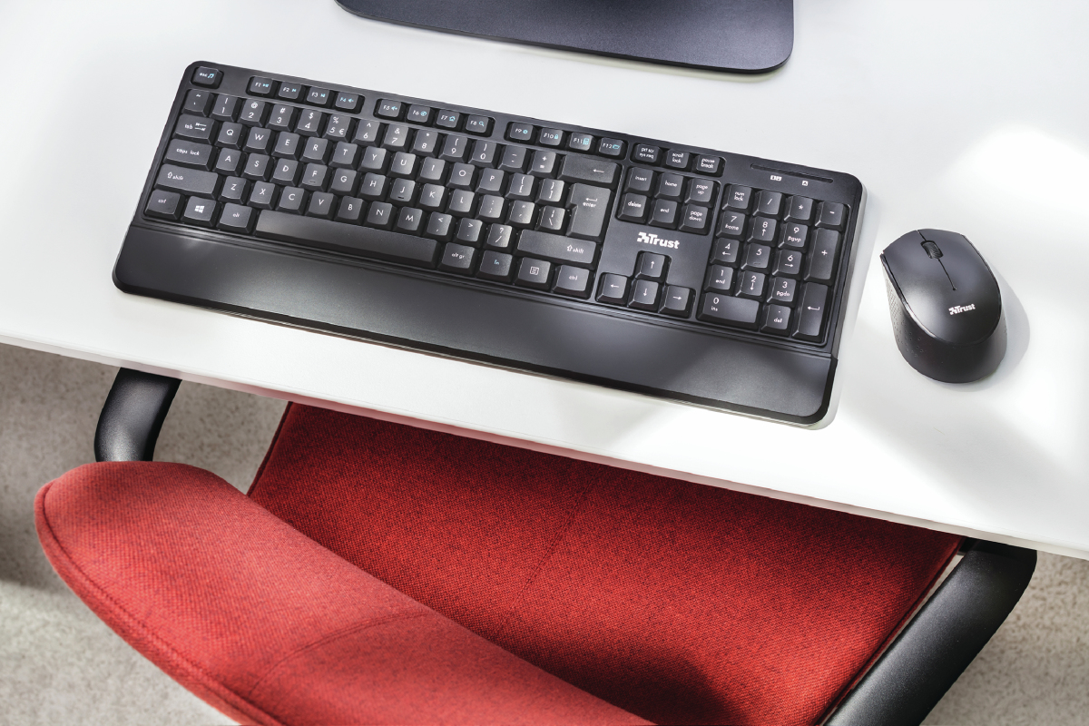 Trust Thoza keyboard Mouse included Universal RF Wireless QWERTY Italian Black – image 9