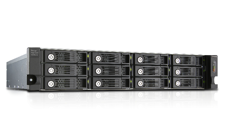 QNAP UX-1200U-RP 36TB (12 x 3TB RED PRO HDD) – image 7