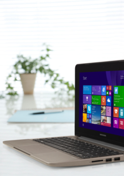 MEDION AKOYA E1231T Intel® Celeron® N2807 Laptop – image 9