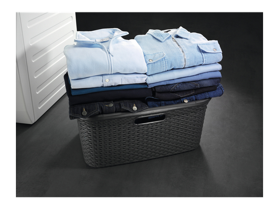 AEG TR9HG94B tumble dryer Freestanding Front-load – image 2
