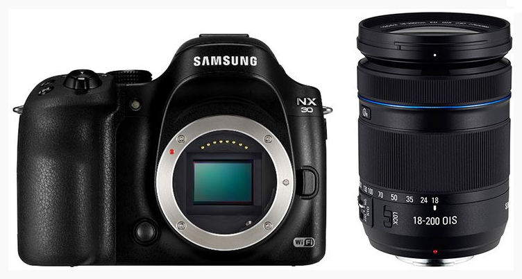 Samsung 30 + 18-200mm