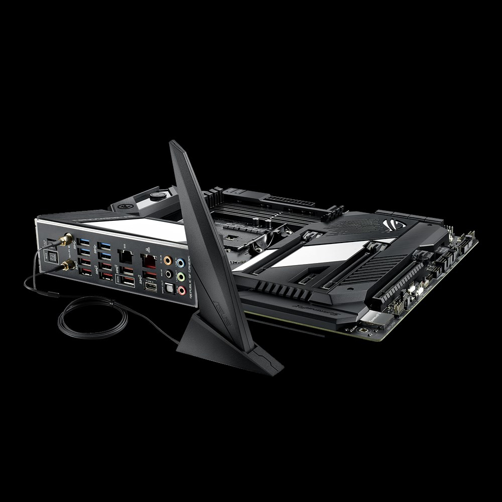 ASUS ROG Crosshair VIII Formula – image 4