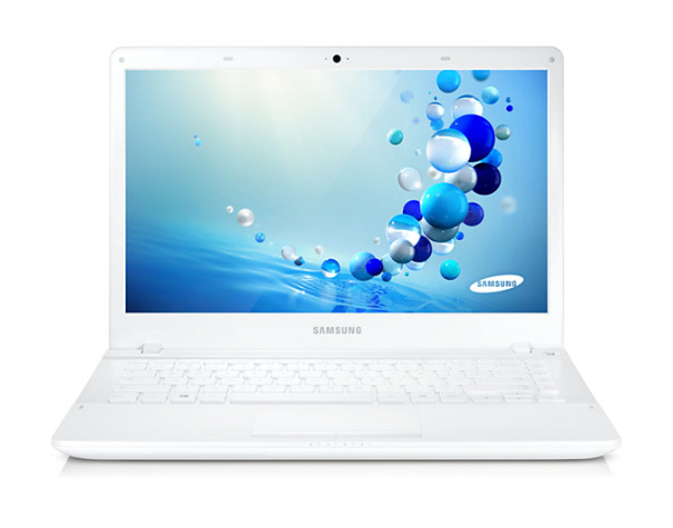 Samsung 3 NP370R4V Intel® Pentium® 997 Laptop