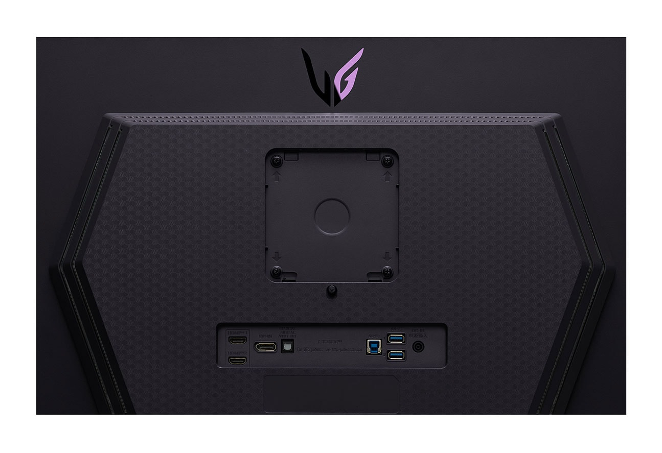 LG 27GR95QE-B computer monitor – image 8
