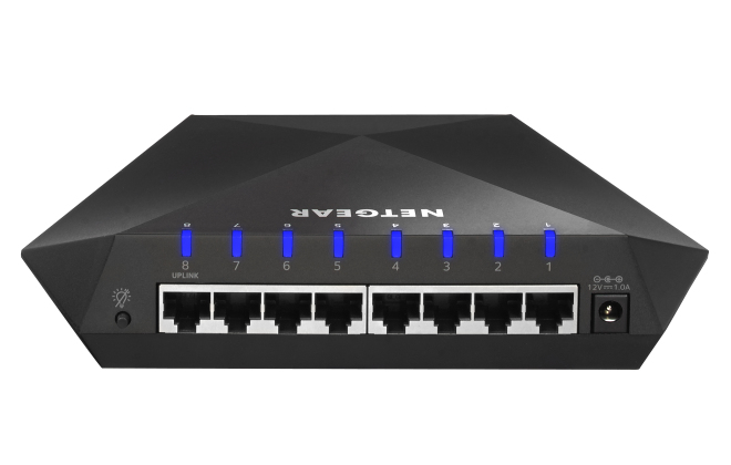 NETGEAR Nighthawk S8000 – image 5