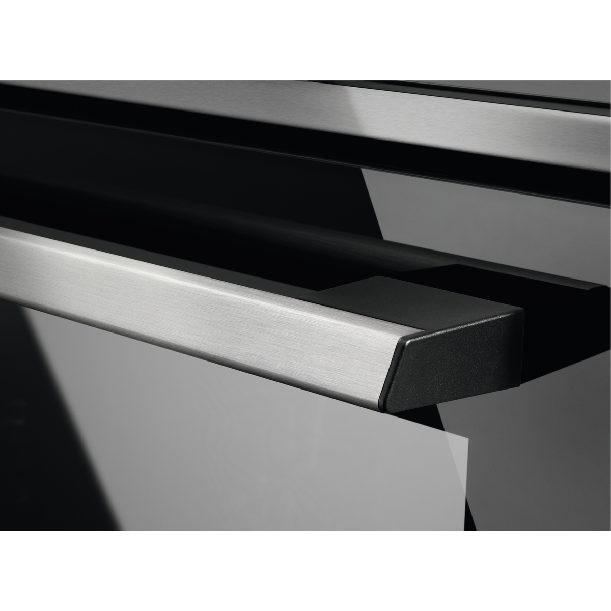 Electrolux EZF5C50X 57 L Black – image 3
