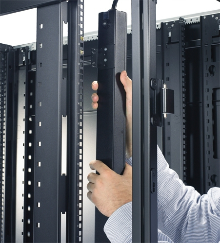 APC Basic Rack 1.92kVA – image 4