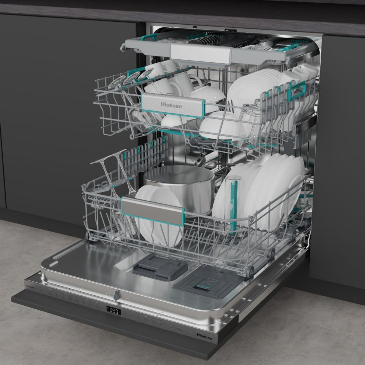 Hisense Fully integrated dishwasher with 16 place settings and sliding door for a seamless fit. AutoDose ensures correct detergent use, Auto Dry delivers ready – image 5